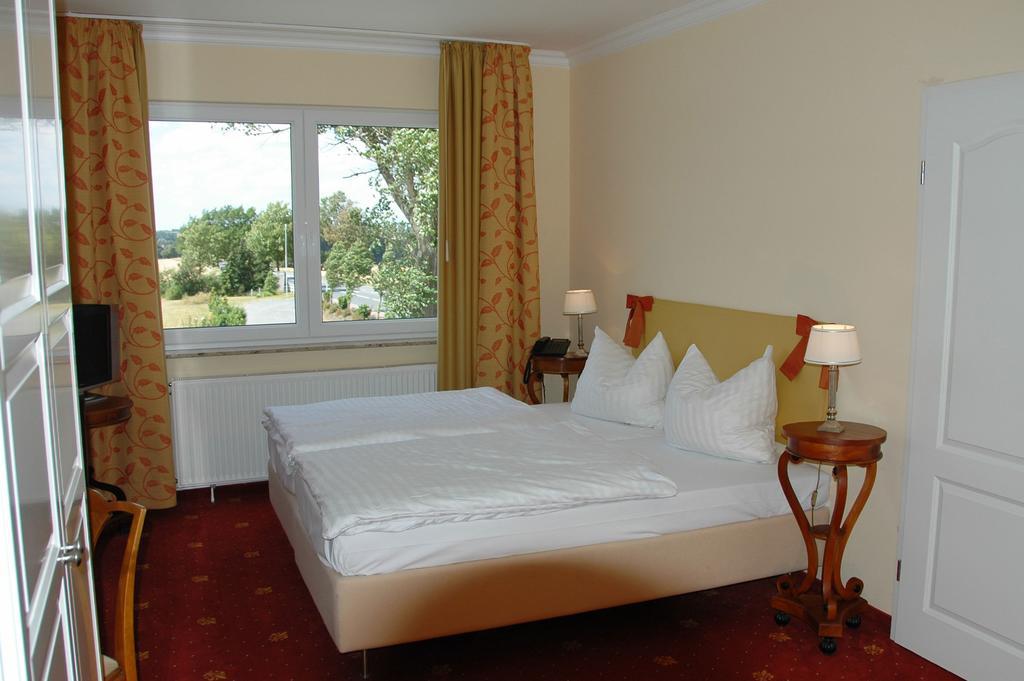 Landsitz Kapellenhoehe, Hotel Garni Wiedenbrügge Екстериор снимка